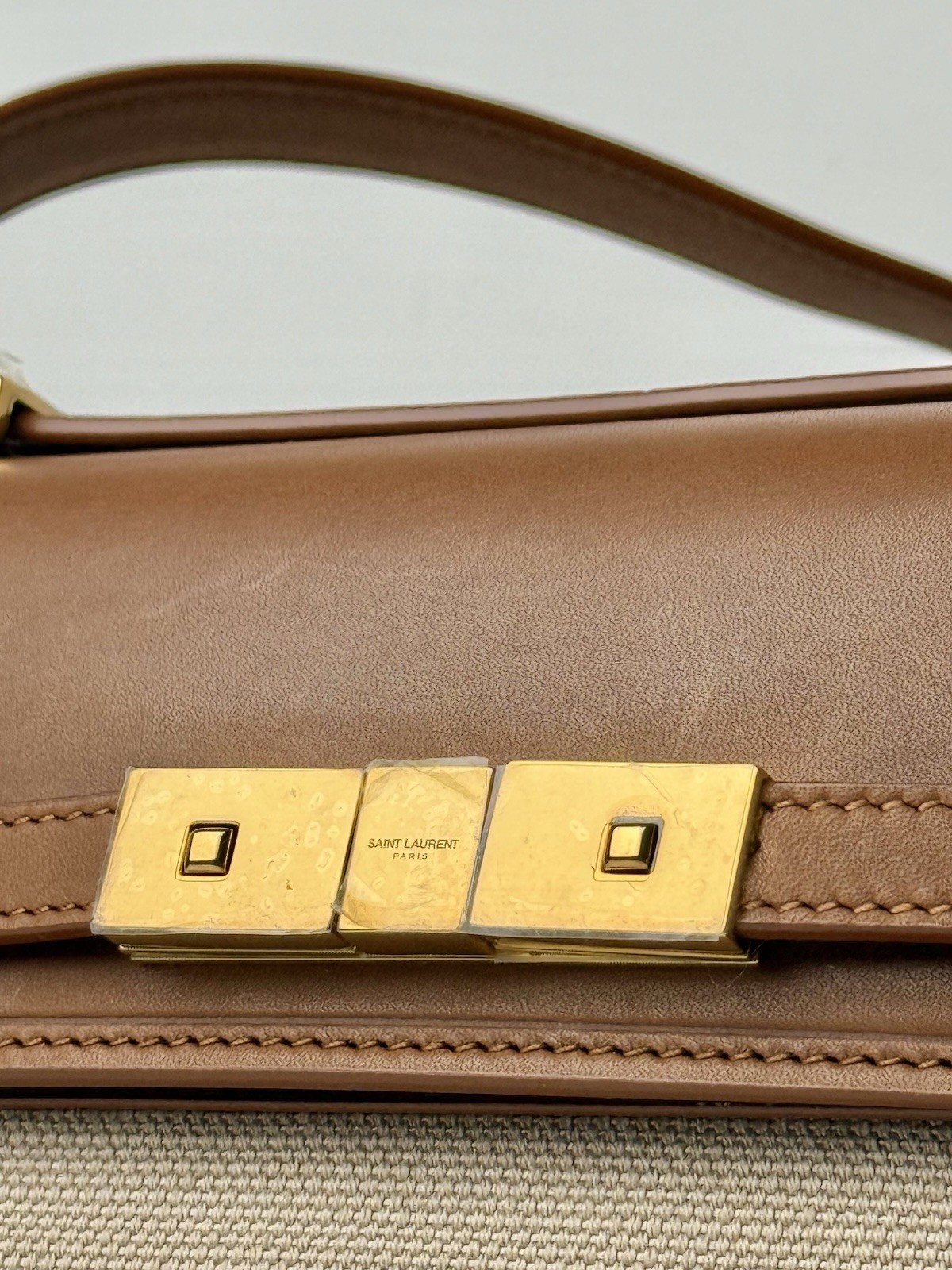 Borsa a tracolla Saint Laurent Mini Manhattan marrone