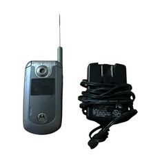 Motorola V series V710 - Silver and Black  Verizon  Very Rare Flip Phone