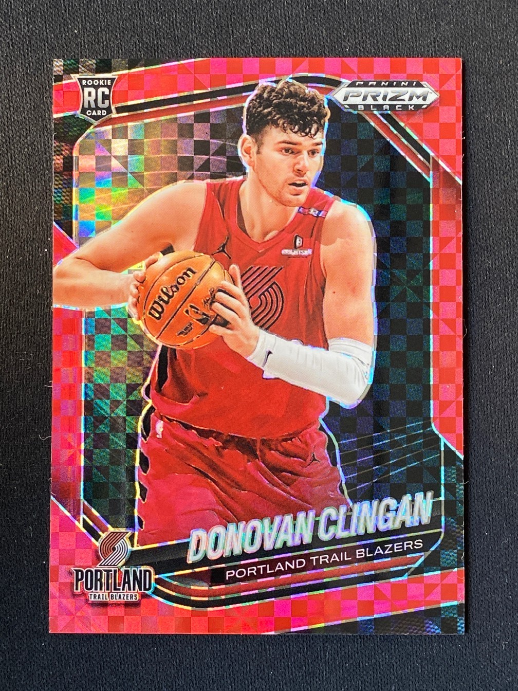 Donovan Clingan 2024-25 Panini Prizm Black Red Power /75 #131