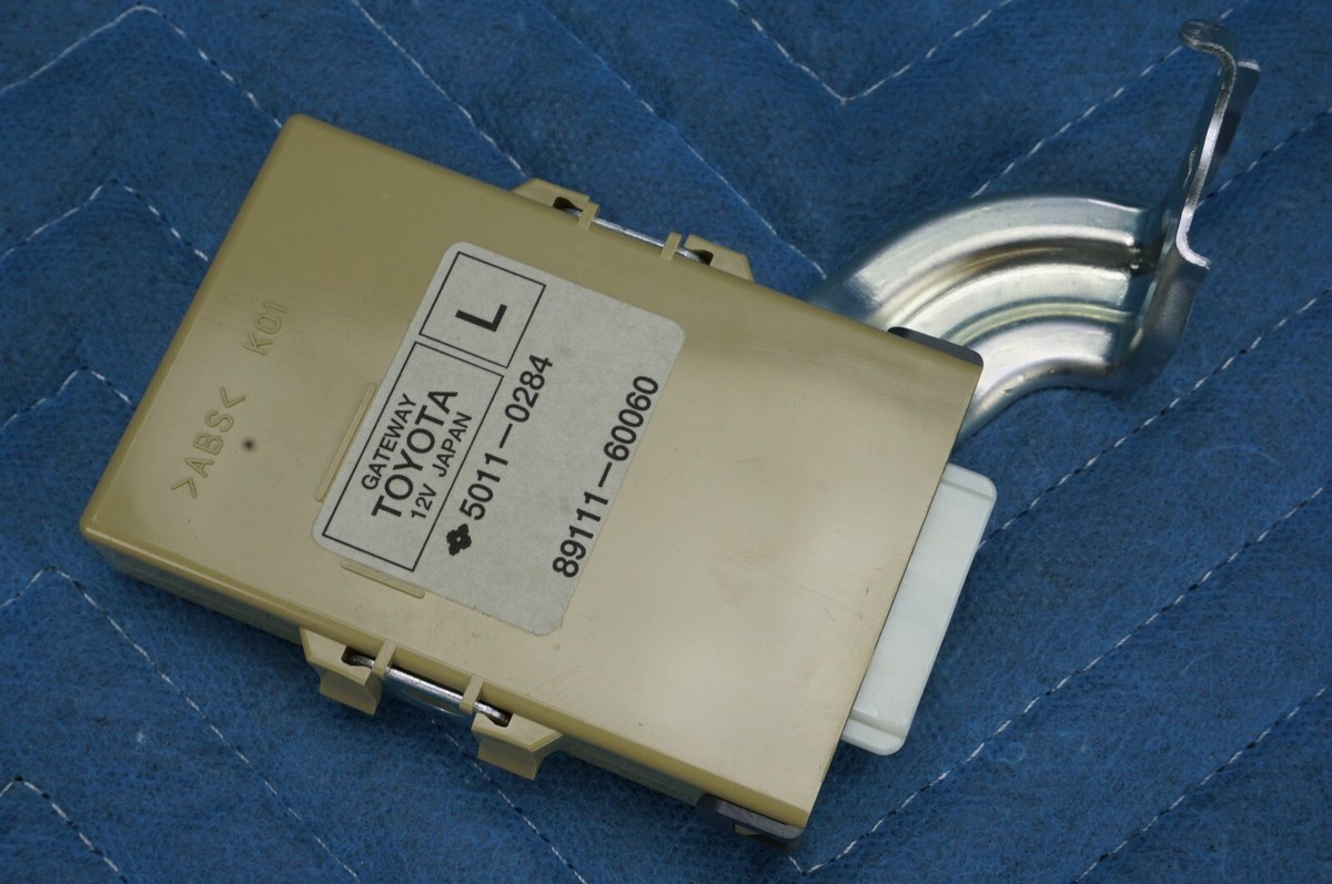 Lexus LX570 Network Gateway Computer 89111-60060 2008-2011