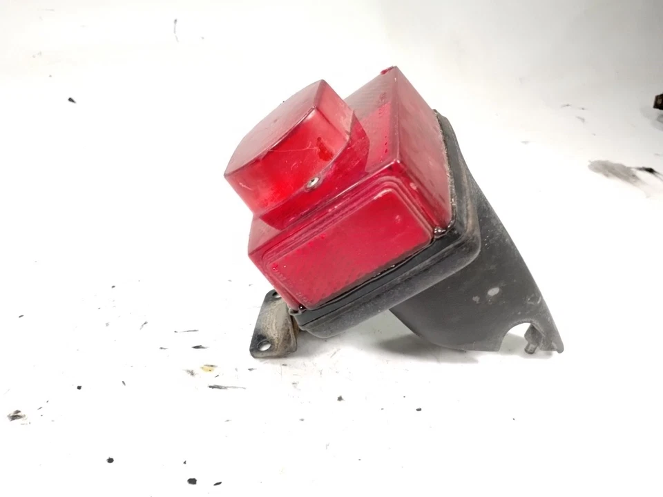 1976 Triumph Bonneville 750 T140 后刹车灯尾灯 — 第 4/4 张图片