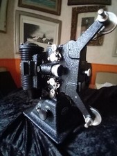 Projecteur 8 Mm Emel Vendu Comme Objet De Collection Vers 1950 Avec Caisse