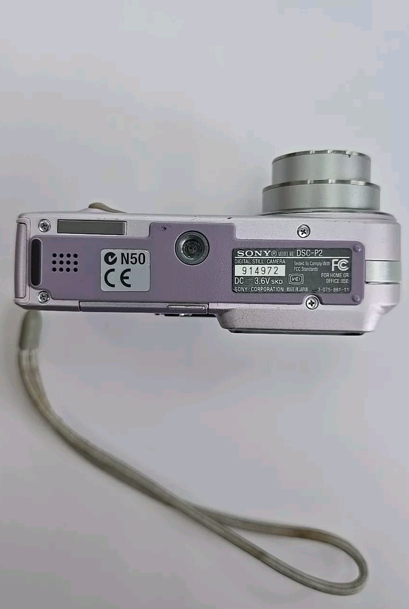 Sony Cyber-shot DSC-P2 7.2MP Digital Camera - Silver For Parts Not