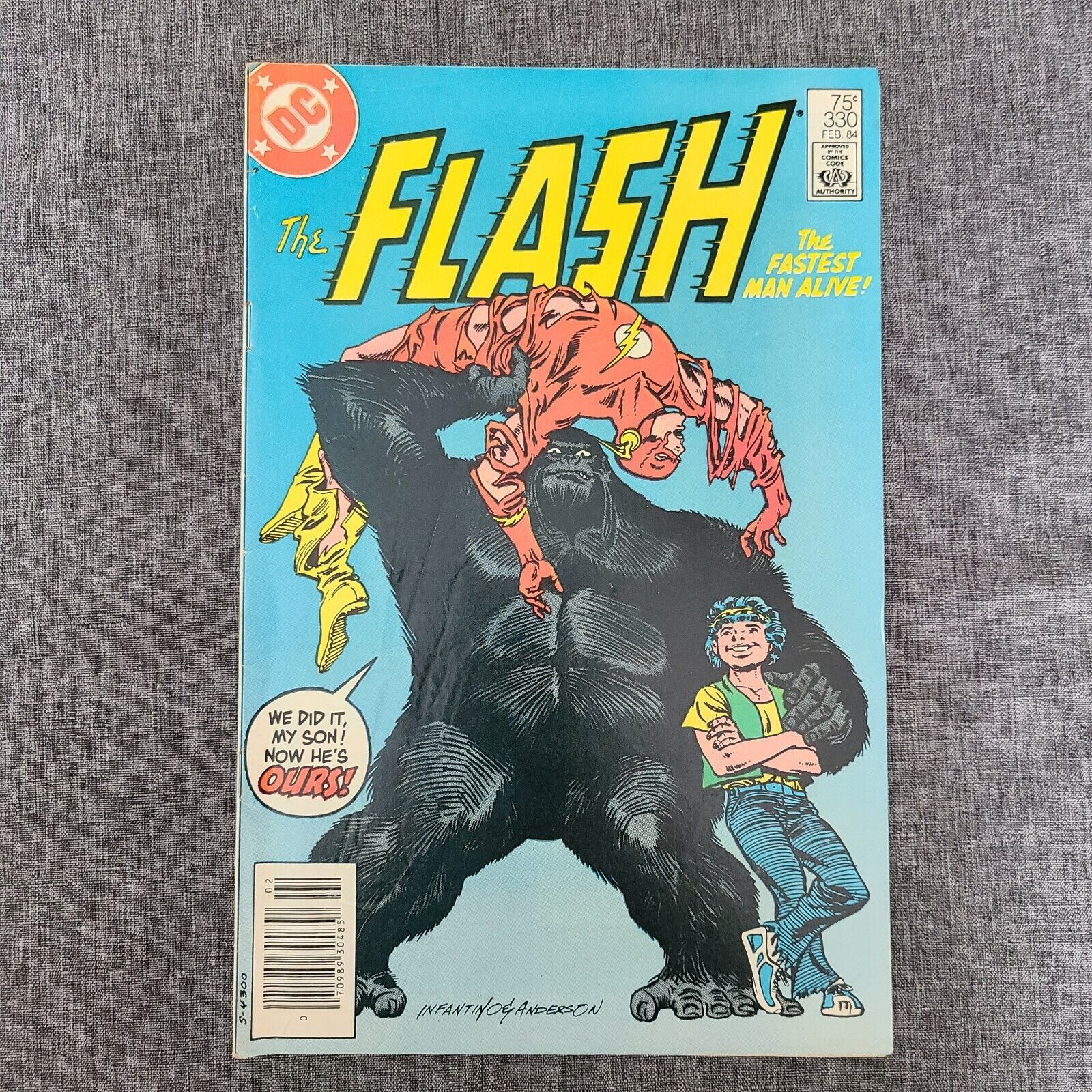 The Flash #330, Newsstand w/ Mark Jeweler Insert, DC 1983