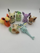7 Pokémon Pokemon Peluche Surtido - Mimikyu, Effie, Flareon, Chikorita, Eevee,