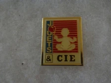 JUETS and CIE baby pin