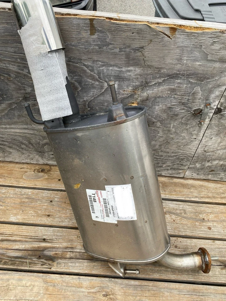 2006 - 2012 年丰田 Avalon 消声器 带尾管 17430-0P042 原始设备制造商 — 第 2/3 张图片