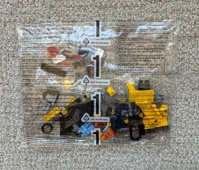 NEW LEGO City Airport VIP Service (60102), sealed bags, no box