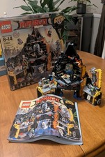 LEGO The LEGO Ninjago Movie: Garmadon's Volcano Lair (70631) for