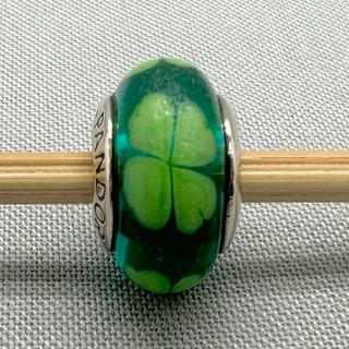 Autentico Charm/Perla Pandora Baciami Sono Irlandese Vetro Argento 925 ALE 790927