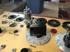 7025 / 12AX7 / ECC83 Vacuum  vacuum tube. Un branded Tests Strong See Pics.