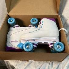 WOMENS ROLLER DERBY SKATES SIZE 5