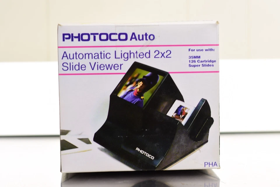 Photoco Auto Automatic Lighted 2x2 Slide Viewer - Image 3 of 4