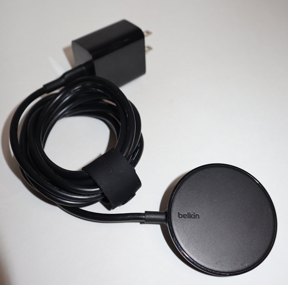 Belkin 7.5W Magnetic Portable Wireless Charger Pad, Magsafe Compatible