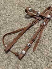 Western Nakrycie głowy Star Conchos Używany Western Tack Horse Tack EUC Rodeo