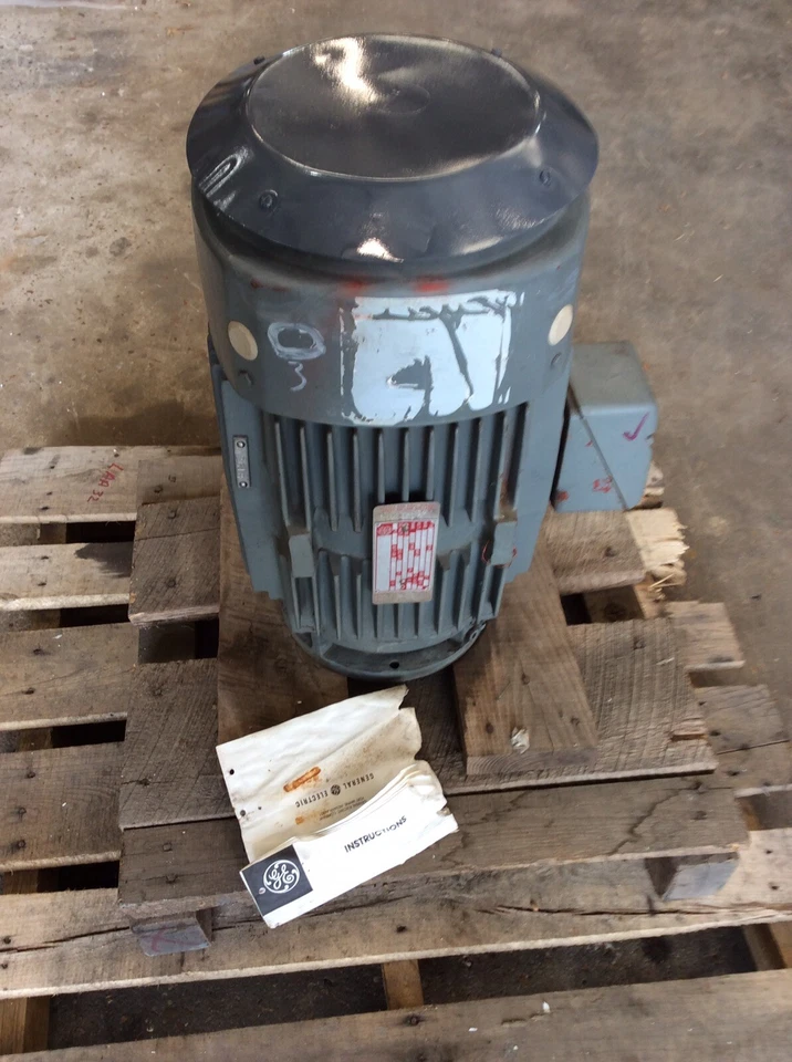 GE 15 HP Vertical Motor 5K254ST211 1760 RPM Fr L254HP10 WPIBB 230/460 V SF 1.15 - Image 2 of 4