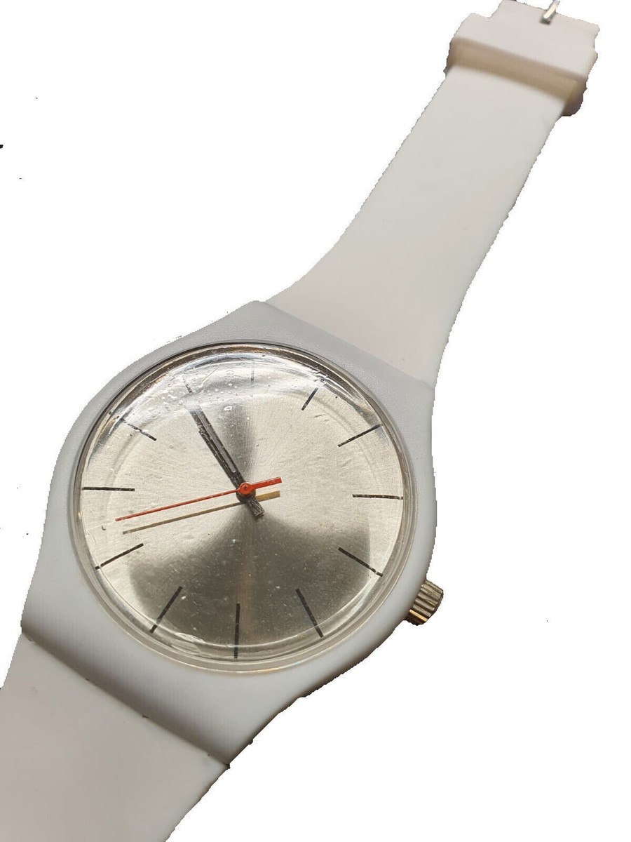 Watch Analog Slim Silicon Band Men Women Unisex Sporty Plain White
