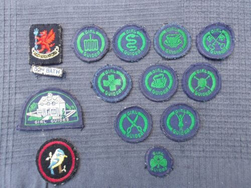 Lot of 13 Vintage 1960s Girl Guide Cloth Badges - Picture 23 of 23