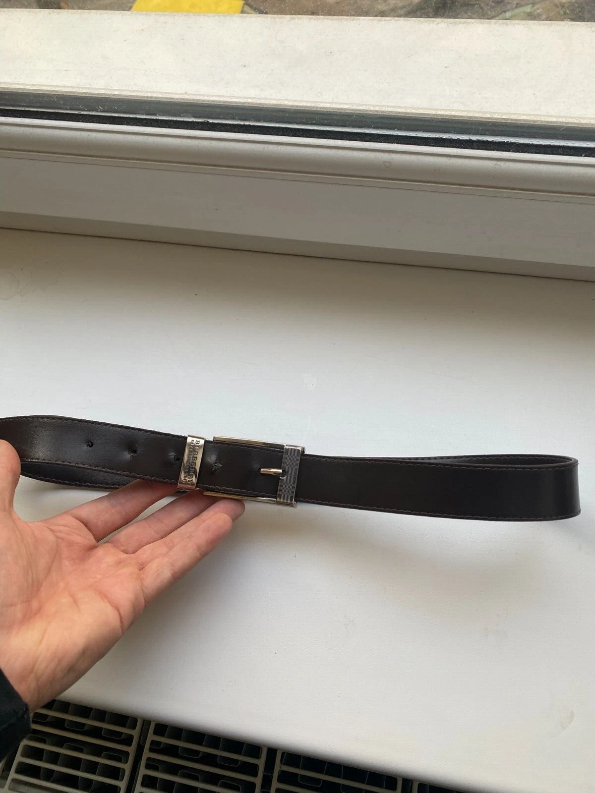 Cintura uomo Burberry nera marrone pelle reversibile con fibbia Made in Italy