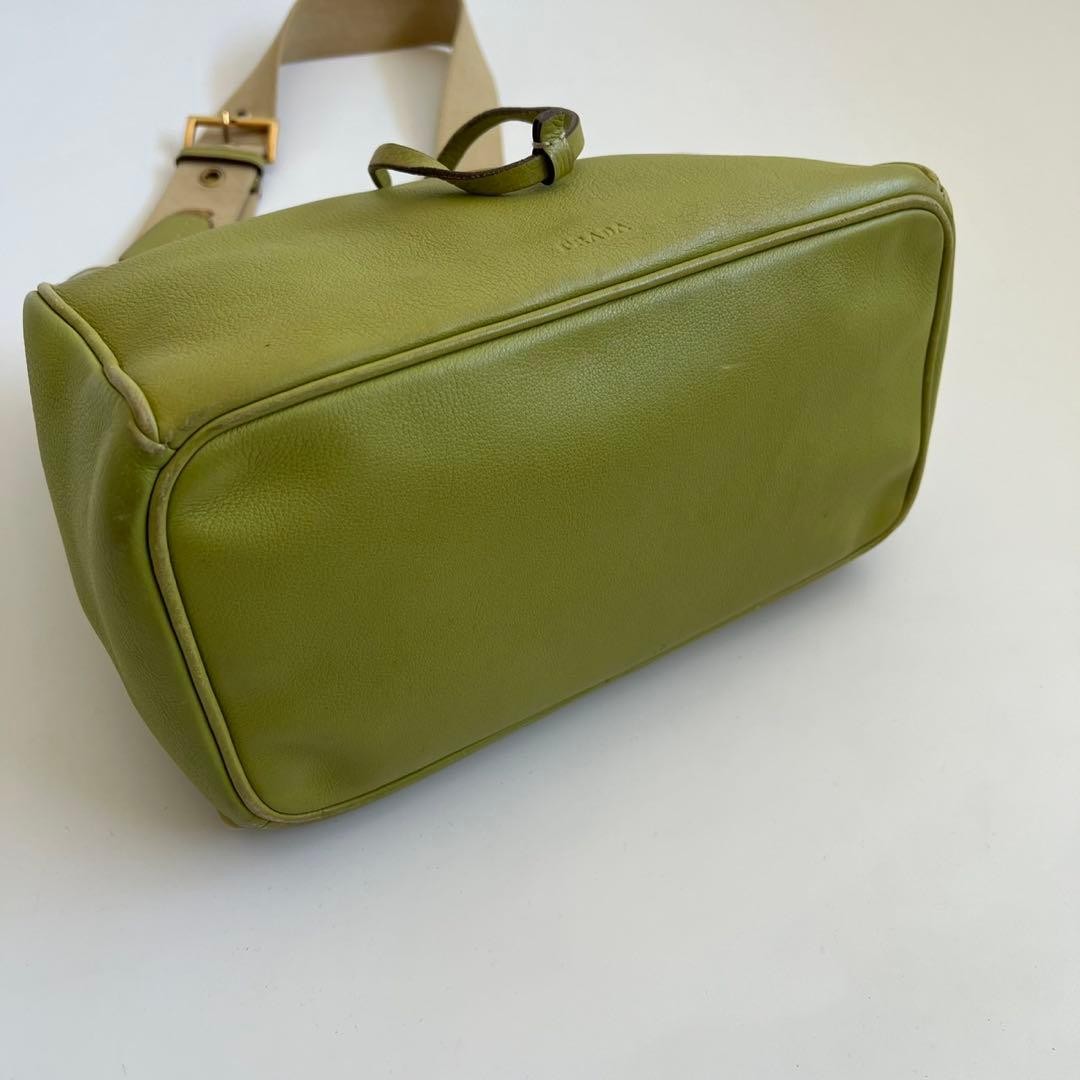 PRADA VITTELLO LEATHER ONE SHOULD BAG 527486 — image 13