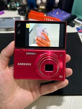 Samsung MV800 16.1MP Digital Camera 3.0" Flip-Out Touchscreen 5x Zoom vlog red
