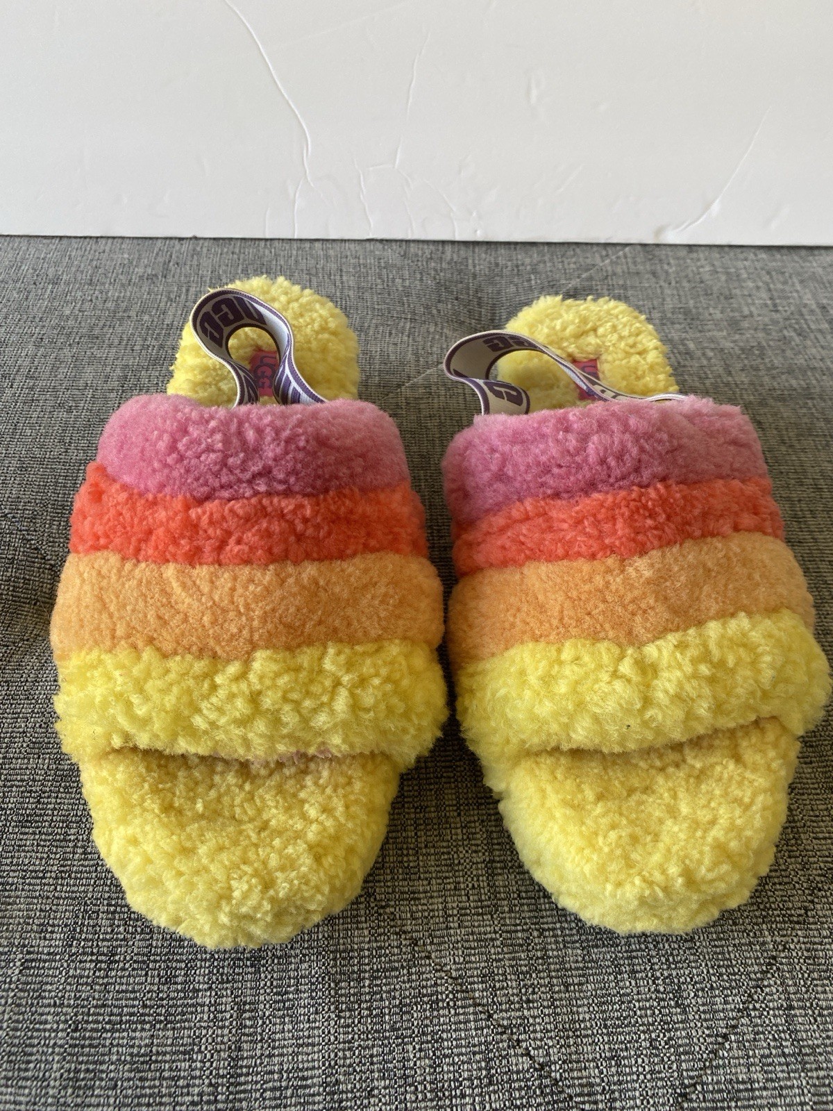 PANTOFOLA D’ORO Pantofole UGG donna Fluff Yeah taglia 9 colorate pelliccia di shearling slingback