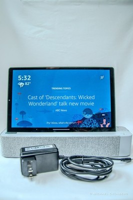 Lenovo Smart Tab M10 FHD Gen 2 W/ Alexa Dock TESTED WORKING