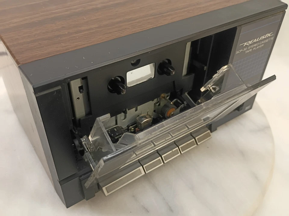Cubierta de reproducción de casete estéreo vintage realista SCP-30 modelo 14-632 Foto 4 de 4