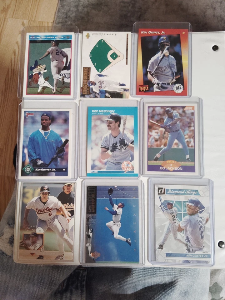 Lote de tarjetas deportivas Ken Griffey Jr. y más... Foto 2 de 4