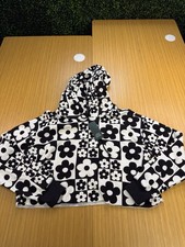 Women's Wild Fable Cropped Hoodie Sweatshirt Size Medium Black White Hem