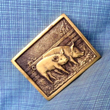 Pigs Belt Buckle Hogs Farmer Rancher 4H FFA Livestock Brass Vtg 80s BTS .NOX015