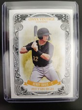 2022 Onyx Vintage Baseball Base #OV-HD Henry Davis - Pittsburgh