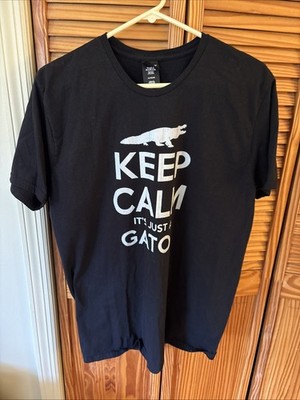 Men s XL T-Shirt Keep Calm Its Just A Gator Batman Black Graphics Tee GUC