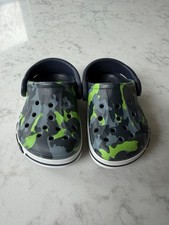Crocs Blue Camo Kids' Slip-On Clogs Unisex Size 4 Water Shoes