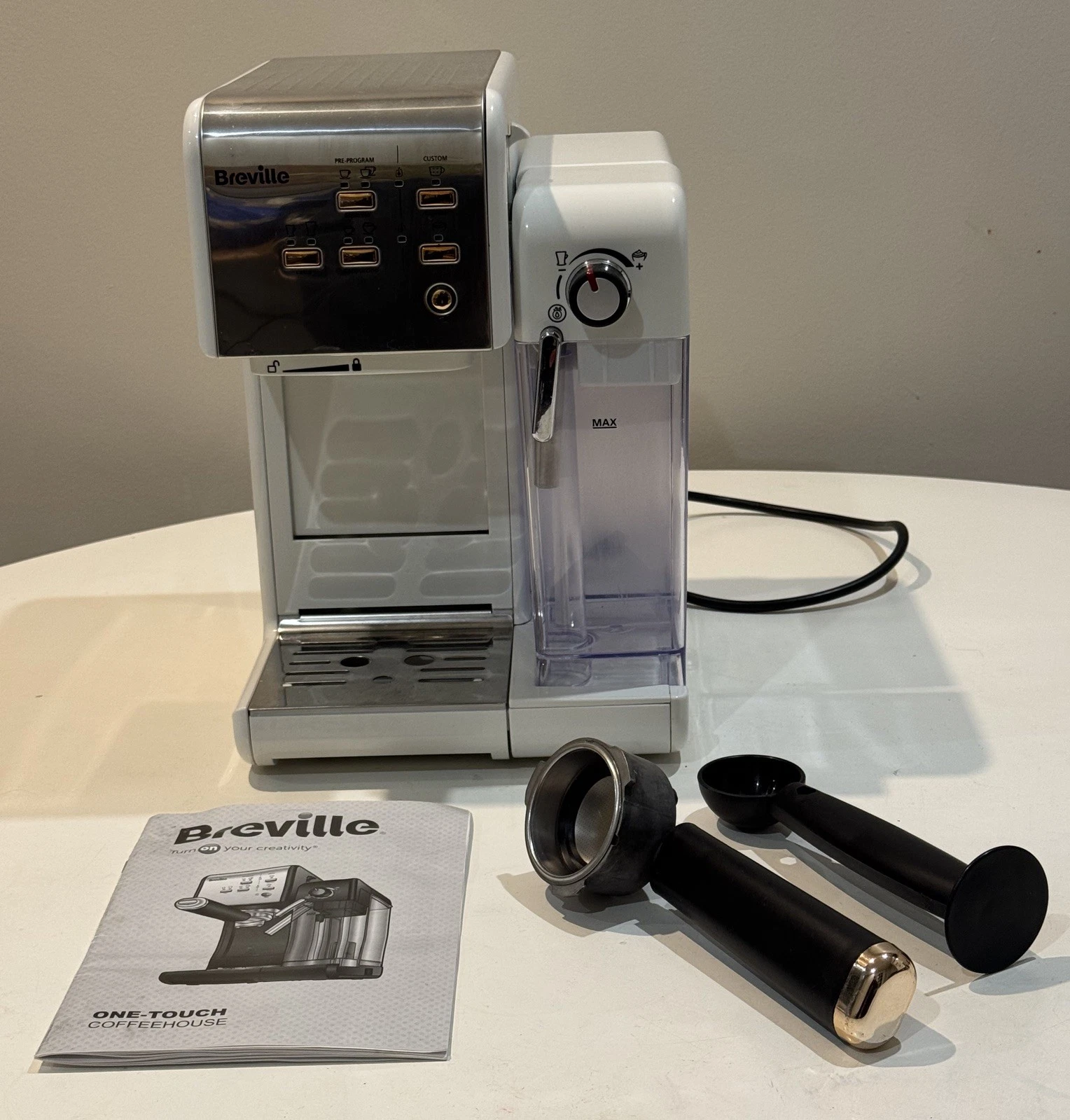 Breville VCF108 One-Touch Coffee Machine White and Rose Gold. Working
