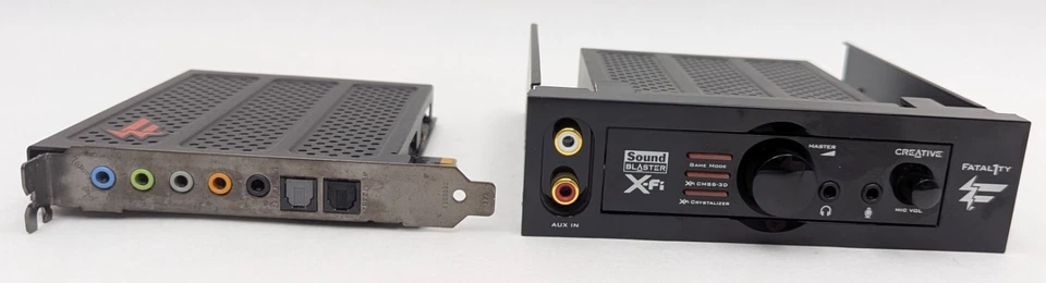Tarjeta Creative Sound Blaster X-Fi Titanium SB0880 y bahía de unidad XFi Fatal1ty SB1110 Foto 3 de 4
