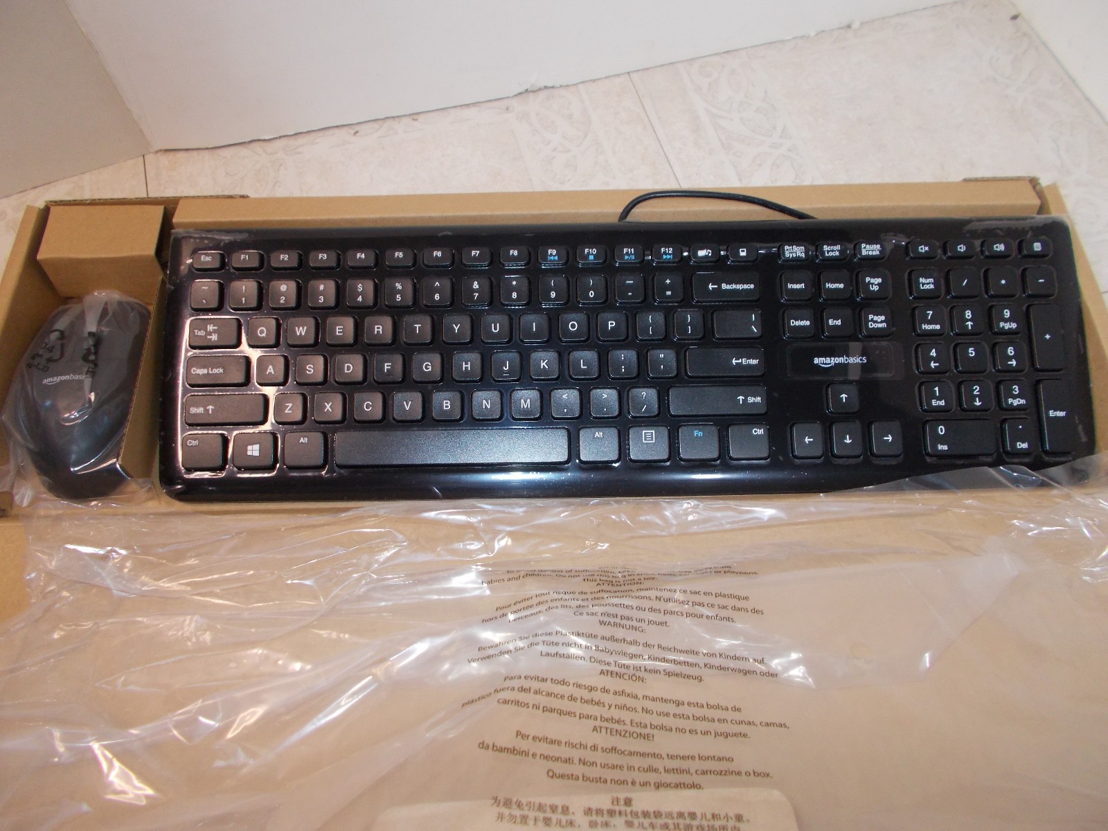 Amazon Basics Wired Keyboard and Mouse Combo Black New in Bo