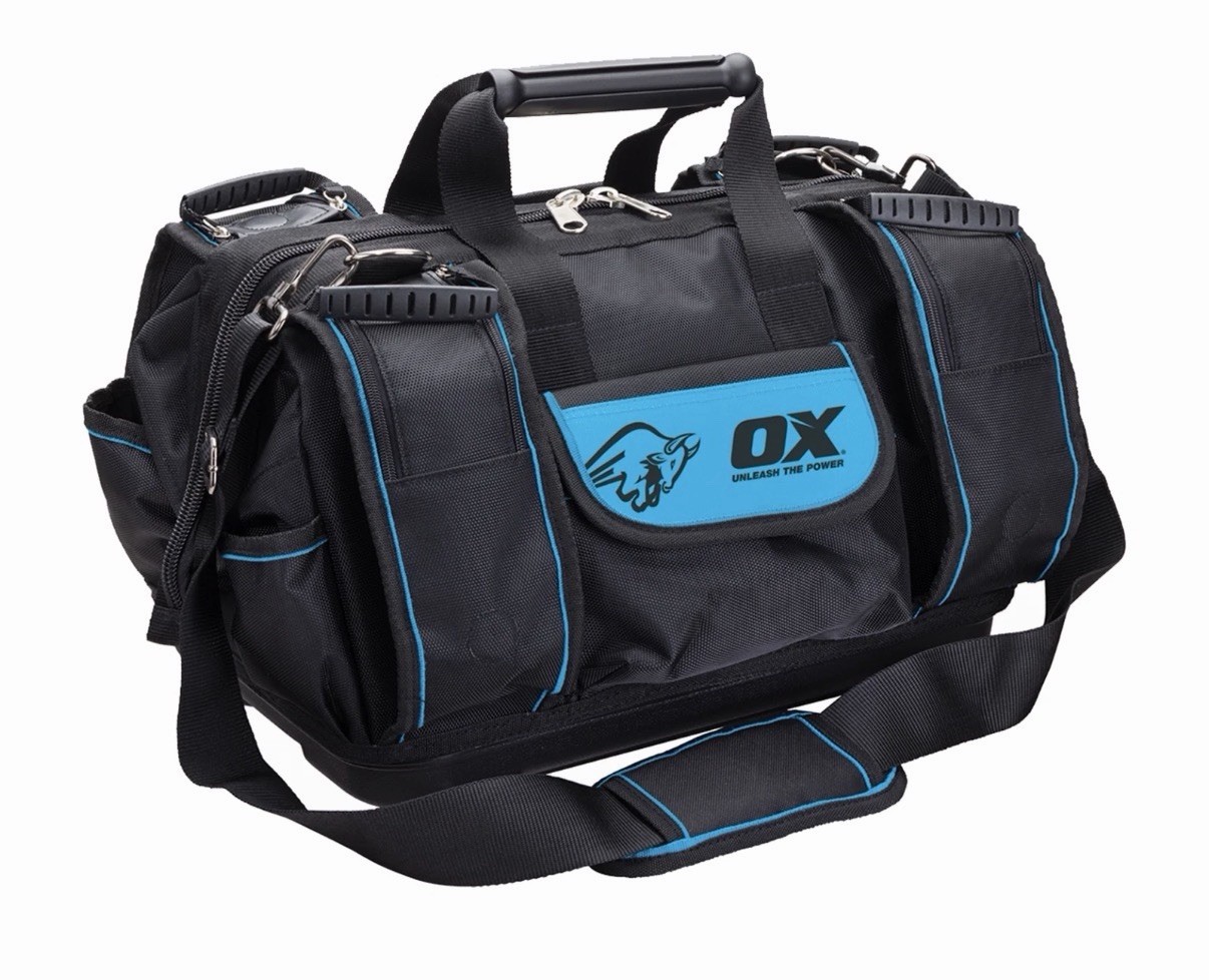 OX Tools OX-P261645 Pro Super Open Mouth Zipper Black/Blue Waterproof Base Bag - Image 3