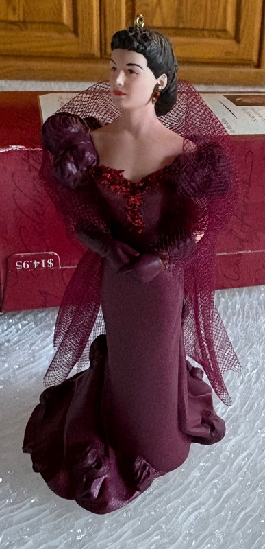 Vtg. Hallmark Keepsake Ornament- Scarlett O'Hara-1st in series-org. box 1997