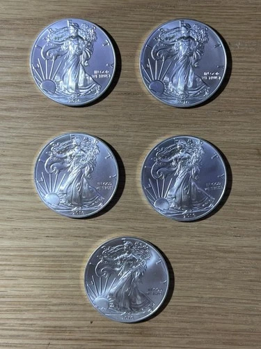 Lot of 5 – 2016 American Silver Eagle $1 Coins – 1 oz .999 Fine Silv (CGH047067)