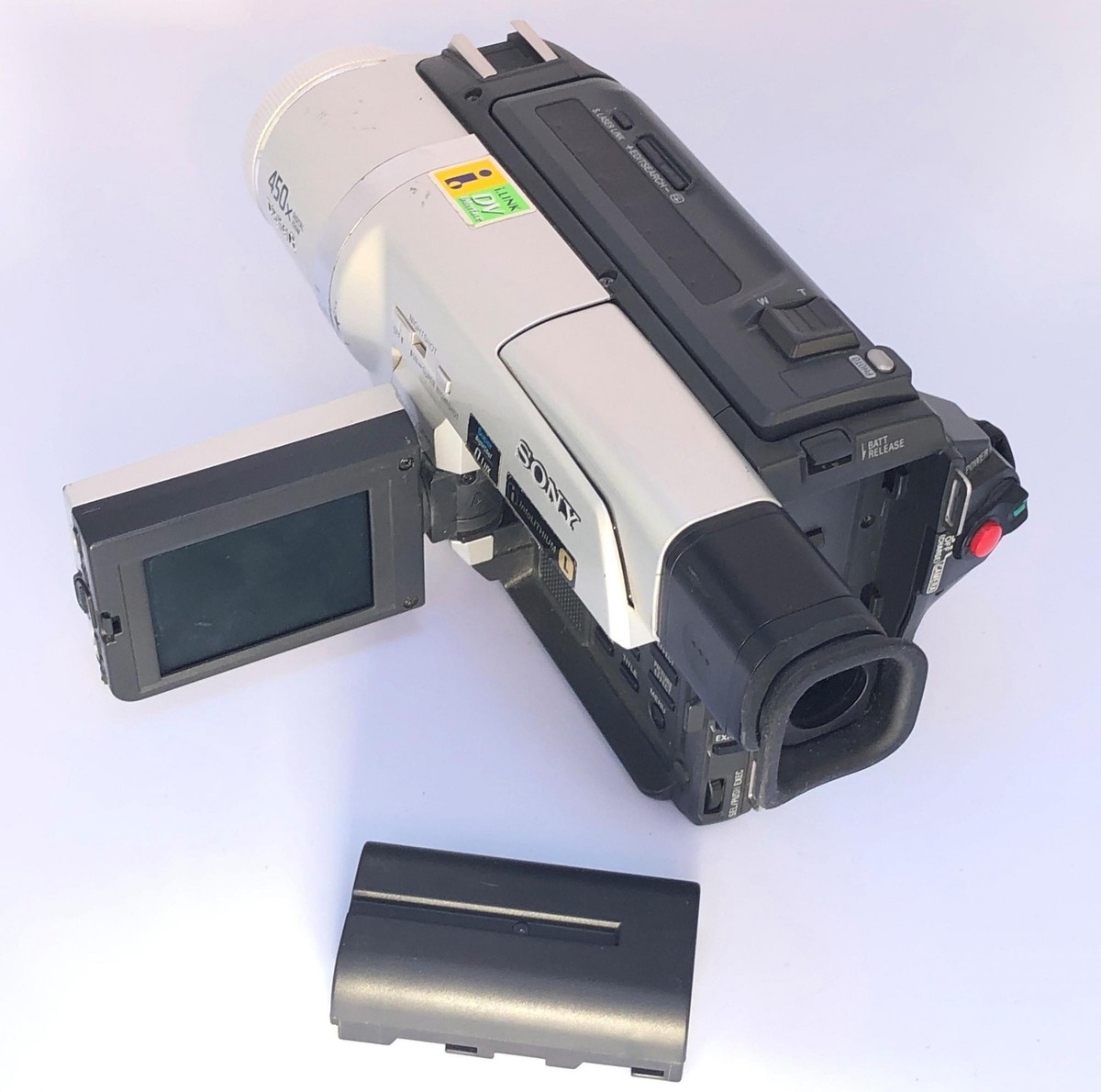 Sony Handycam Camcorder Standard 8/Hi8/Digital8 NTSC Video