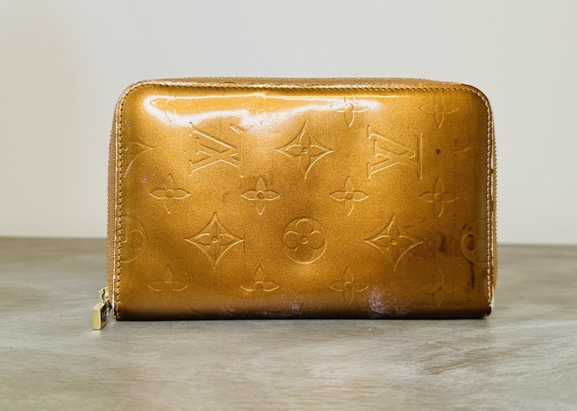 Louis Vuitton Monogram Vernis Zippy Wallet