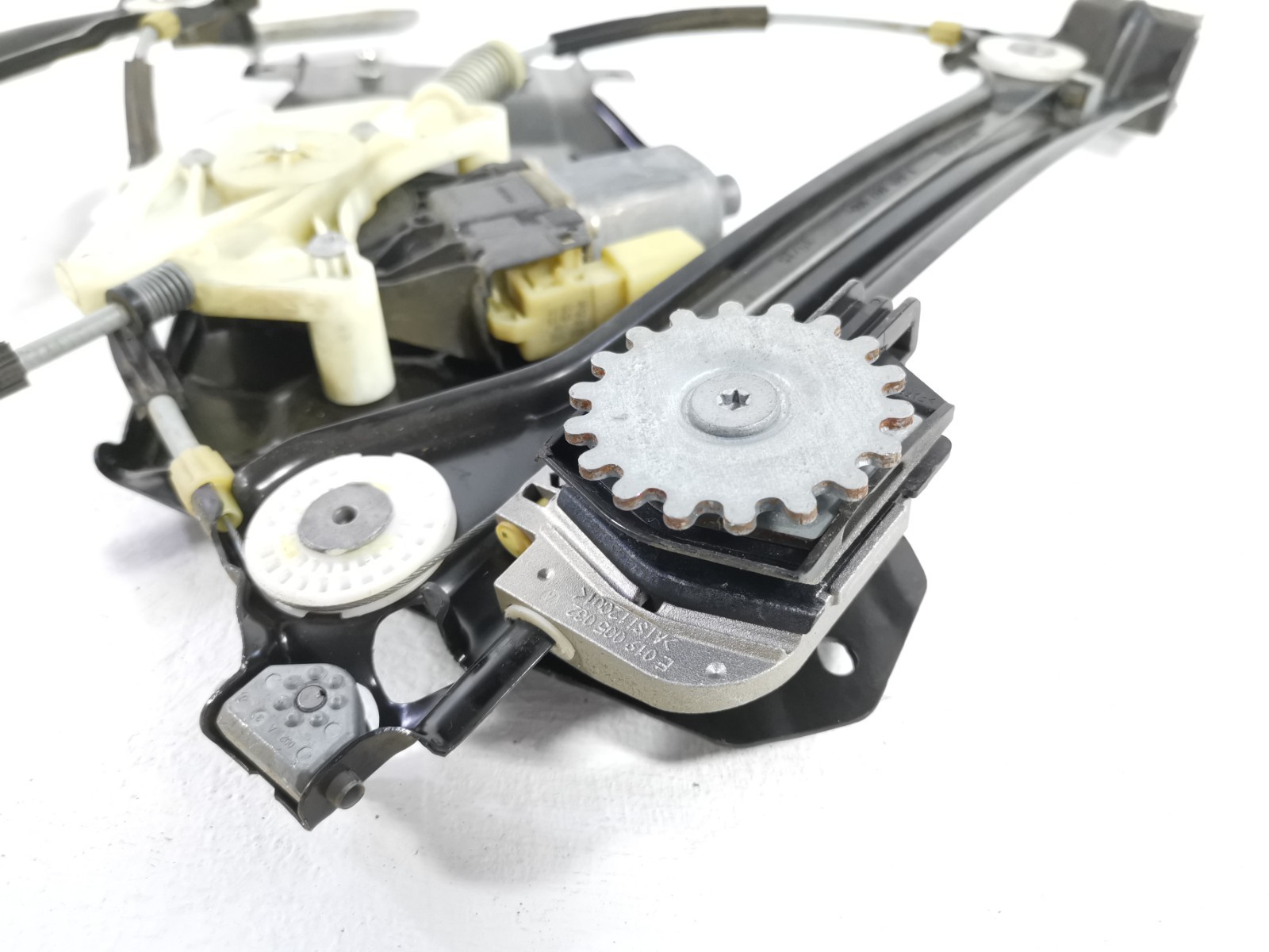 Maserati Ghibli 2016 RWD Auto 3.0L Rear Left Door Window Glass Regulator Motor