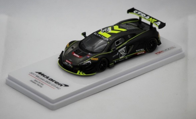 McLaren 650S GT3 bolide de Spa 2017 pour décorer votre bureau de passionné
