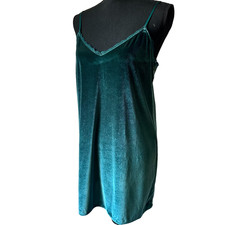VICTORIA'S SECRET Velvet Slip Dress V-Neck Nightgown Green S Gothic Chemise