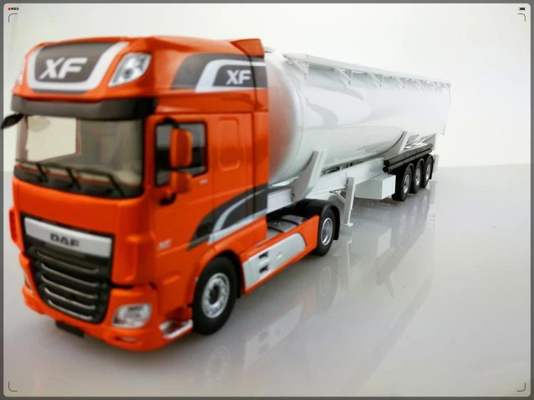 Eligor for DAF XF EURO 6 with oil tank set of 2 1/43 FINISHED MODEL CAR TRUCK - Image 2 of 4