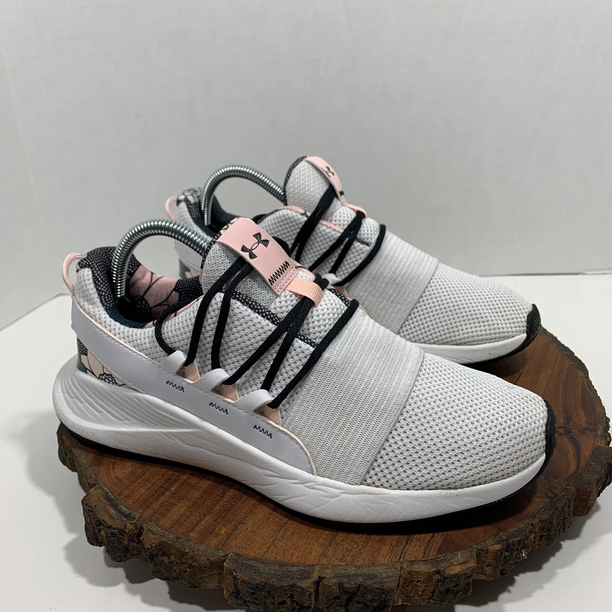 Under Armour Women s UA Charged Breathe FN Print Sport Style Shoes