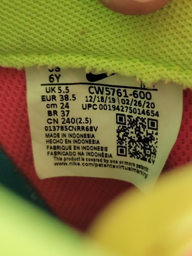 Nike Air Force 1 Low GS taglia 6Y (taglia 7,5 donna) rosa fluo bianco esplosione Volt - Foto 11 di 12