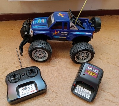 Nikko Ferngesteuertes Auto RC Offroad Mountain Hunter mit Winde 90er Retro