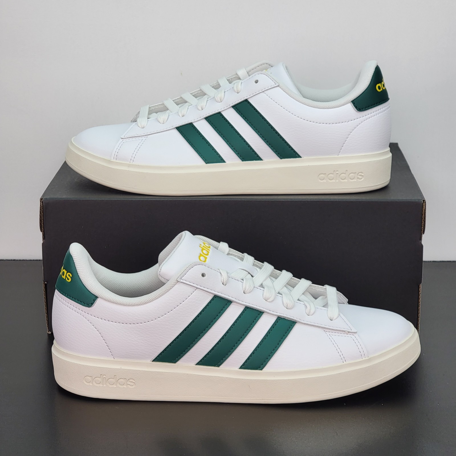 Adidas Grand Court 2.0 Men’s Size 10.5 Athletic Shoes White Green Sneakers Adidas Grand Court 2.0 Men’s Size 10.5 Athletic Shoes White Green Sneakers